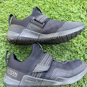 Nike Metcon Charcoal and Black shoes